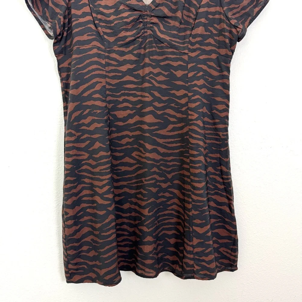 NWT Madewell V-Neck Mini Dress Abstract Animal Print Size 14 - Picture 7 of 10
